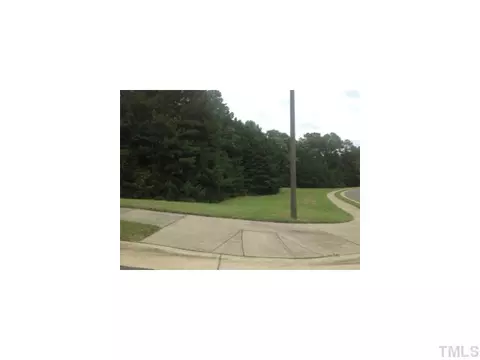 2 Springhouse Pl, Durham, NC 27705 photo 5