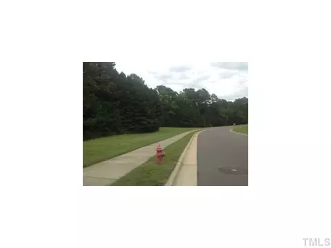 2 Springhouse Pl, Durham, NC 27705 photo 6