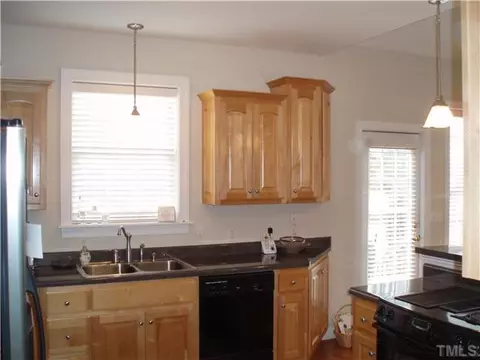 399 Dogeye Rd, Benson, NC 27504 photo 6