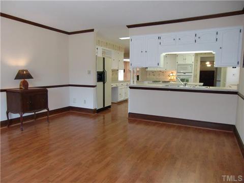 910 Merry St, Dunn, NC 28334 photo 13