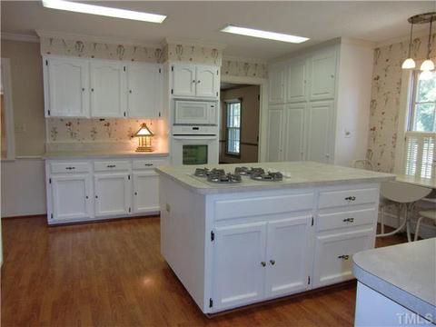 910 Merry St, Dunn, NC 28334 photo 9