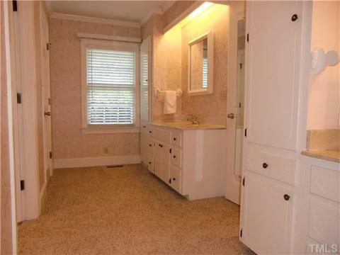 910 Merry St, Dunn, NC 28334 photo 22