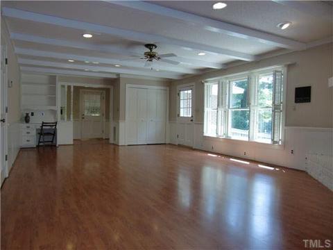 910 Merry St, Dunn, NC 28334 photo 16
