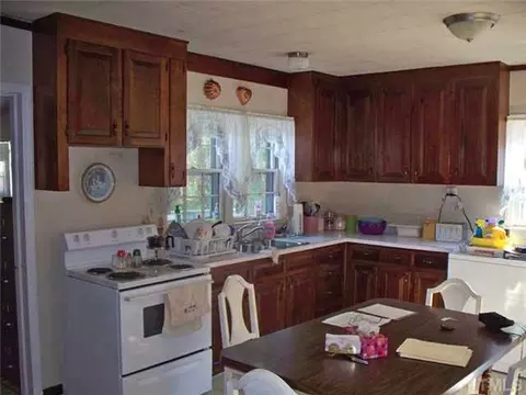 1509 Mt Pleasant Rd, Willow Spring, NC 27592 photo 2