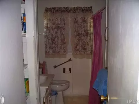 1509 Mt Pleasant Rd, Willow Spring, NC 27592 photo 3