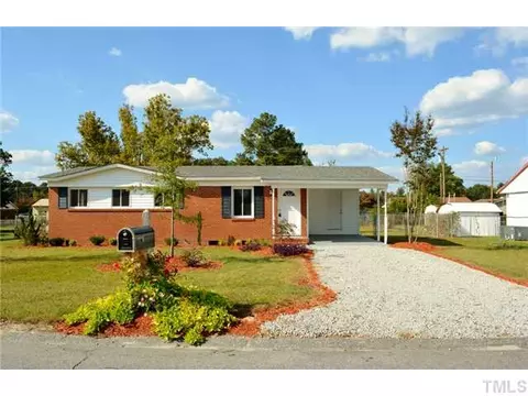 2707 Heatter Ave, Spring Lake, NC 28390 photo 1