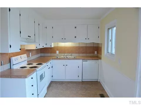 2707 Heatter Ave, Spring Lake, NC 28390 photo 4