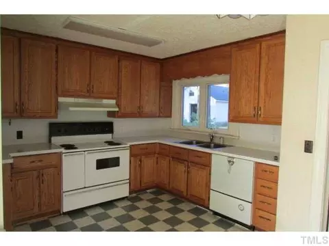 314 Semora Rd, Roxboro, NC 27573 photo 2