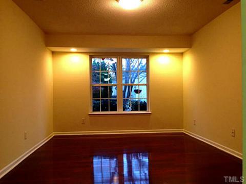 5 Callahan Cir, Durham, NC 27703 photo 8