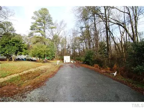 1002 Cortez Dr, Durham, NC 27703 photo 4