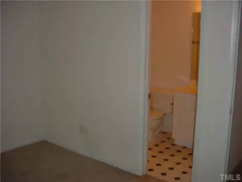 424 E Rose St, Smithfield, NC 27577 photo 9