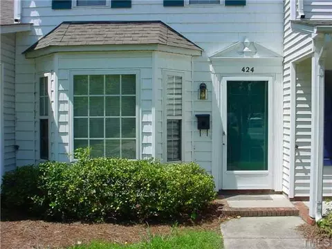 424 E Rose St, Smithfield, NC 27577 photo 1