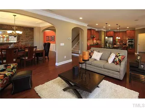 109 Shadow Hawk Dr, Durham, NC 27713 photo 2