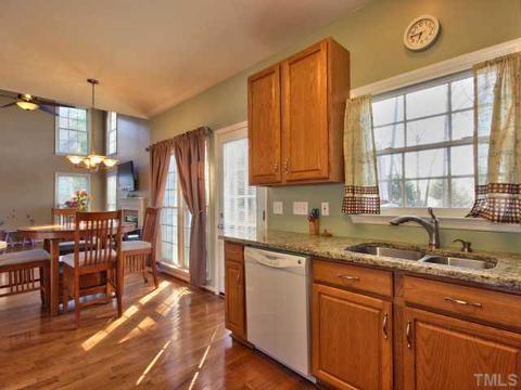 123 Selsey Dr, Wake Forest, NC 27587 photo 9