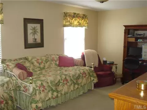 400 S 17th St, Erwin, NC 28339 photo 7