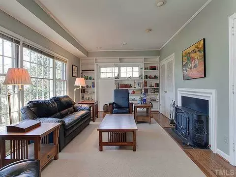 27 Beverly Dr, Durham, NC 27707 photo 8