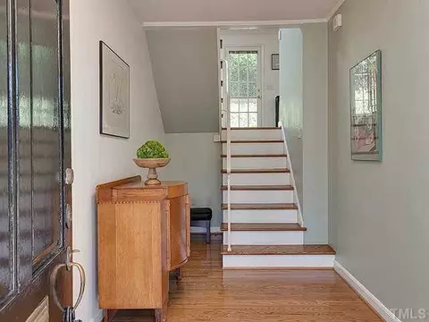 27 Beverly Dr, Durham, NC 27707 photo 5