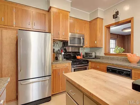 27 Beverly Dr, Durham, NC 27707 photo 15