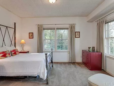 27 Beverly Dr, Durham, NC 27707 photo 6