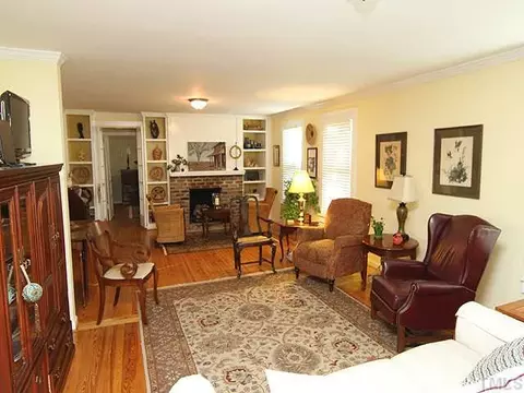 115 W Juniper Ave, Wake Forest, NC 27587 photo 4