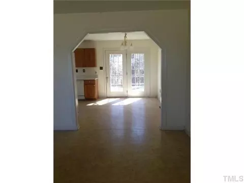 141 Memory Ln, Benson, NC 27504 photo 7
