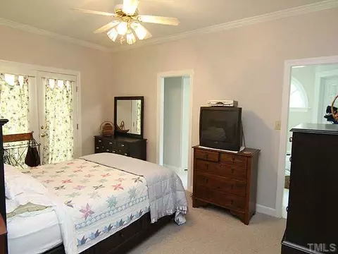 5011 Stephens Ln, Durham, NC 27712 photo 7