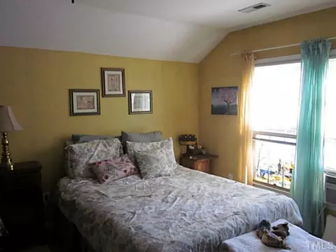 4 Willoughby Ct, Durham, NC 27713 photo 12