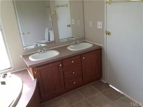 606 Huff Rd, Roxboro, NC 27574 photo 14