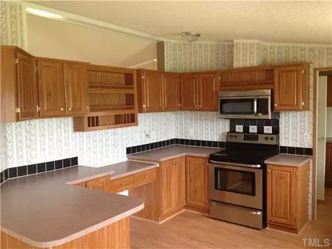 606 Huff Rd, Roxboro, NC 27574 photo 9