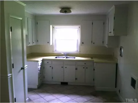 3929 Vesta Dr, Raleigh, NC 27603 photo 5