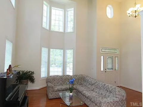 108 Few Cir, Durham, NC 27705 photo 2