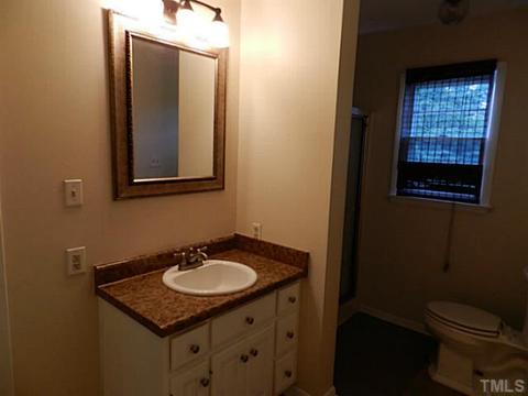 706 Queens Ave, Dunn, NC 28334 photo 12
