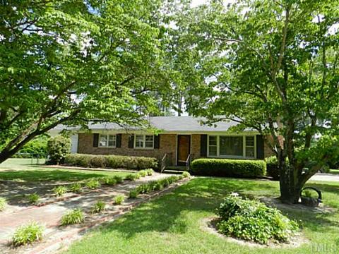 706 Queens Ave, Dunn, NC 28334 photo 1