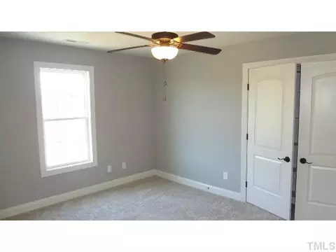 106 Sharpstone Ln, Clayton, NC 27527 photo 9