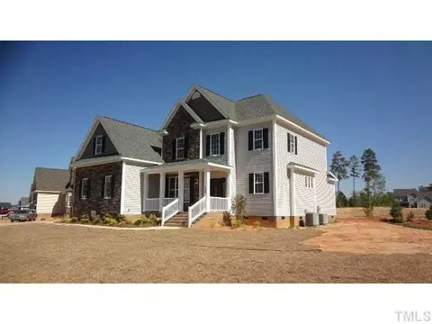 106 Sharpstone Ln, Clayton, NC 27527 photo 2