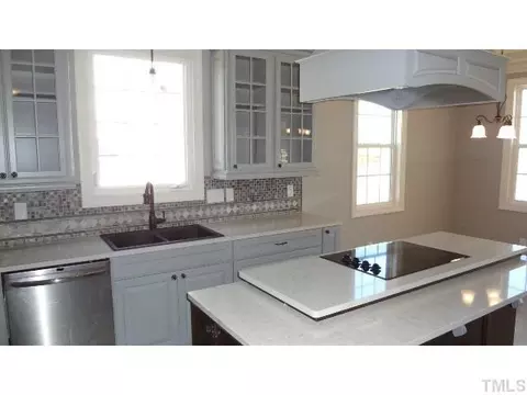 106 Sharpstone Ln, Clayton, NC 27527 photo 4