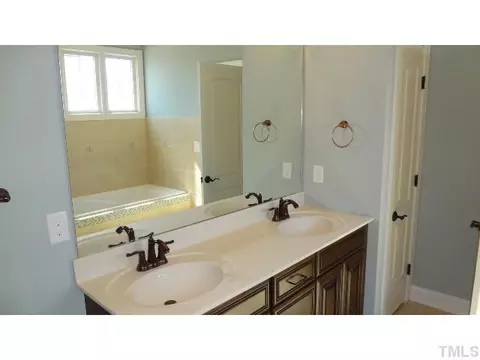 106 Sharpstone Ln, Clayton, NC 27527 photo 21