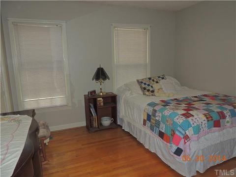 601 Clarion Dr, Durham, NC 27705 photo 8