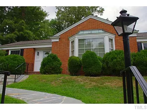 1517 Edgevale Rd, Durham, NC 27701 photo 2