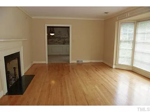 1517 Edgevale Rd, Durham, NC 27701 photo 3