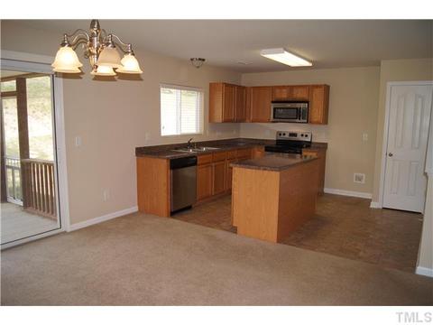 622 Chalcedony Ct, Durham, NC 27703 photo 5