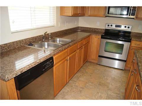 622 Chalcedony Ct, Durham, NC 27703 photo 7
