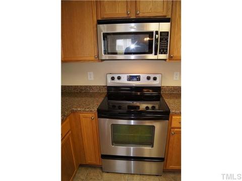 622 Chalcedony Ct, Durham, NC 27703 photo 8