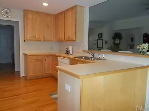 306 Whitney Ln, Durham, NC 27713 photo 7