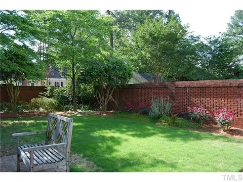 720 S First St, Smithfield, NC 27577 photo 2
