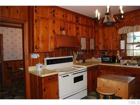 720 S First St, Smithfield, NC 27577 photo 9