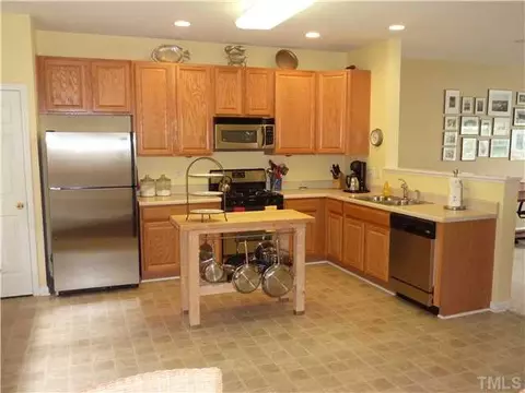 4115 Lillington Dr, Durham, NC 27704 photo 9