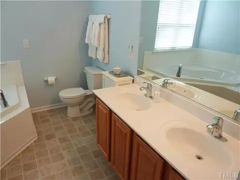 4115 Lillington Dr, Durham, NC 27704 photo 12