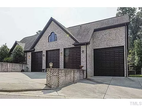111 Devonbrook Ln, Cary, NC 27518 photo 5