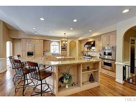 111 Devonbrook Ln, Cary, NC 27518 photo 6